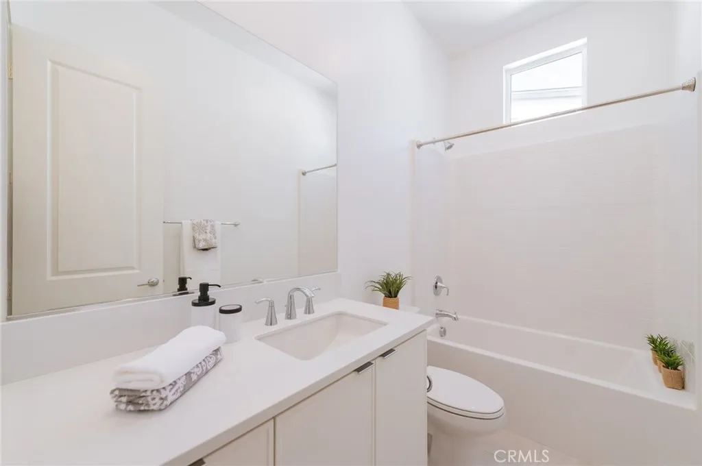 420 Flycatcher, Irvine, California 92618 home-pic-28