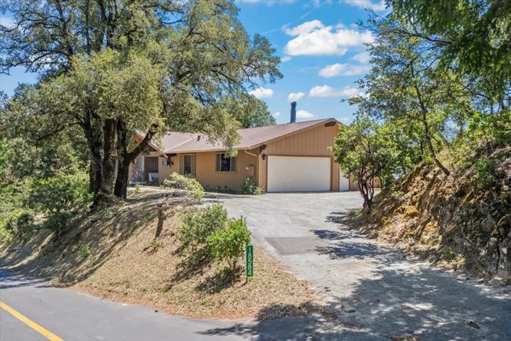 18584 Favre Ridge Road, Los Gatos, California 95033
