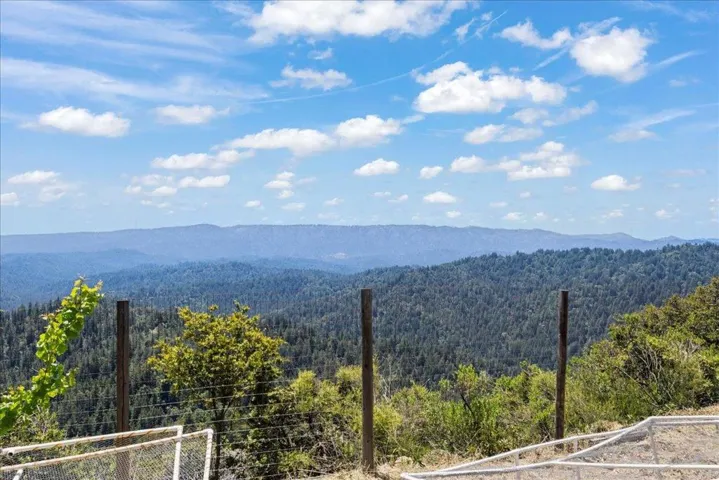 18584 Favre Ridge Road, Los Gatos, California 95033