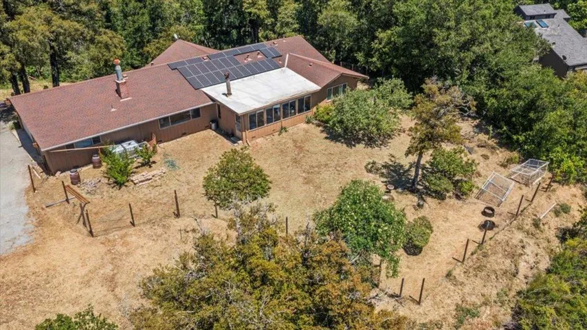 18584 Favre Ridge Road, Los Gatos, California 95033