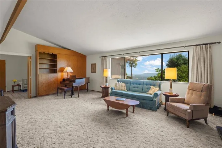 18584 Favre Ridge Road, Los Gatos, California 95033