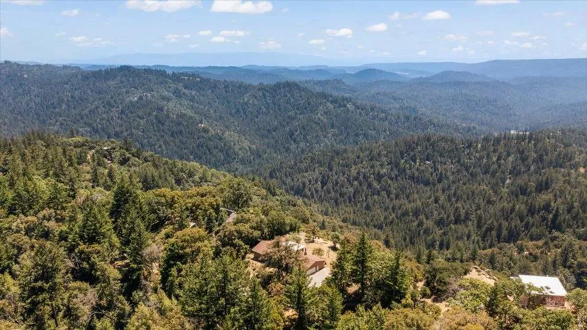 18584 Favre Ridge Road, Los Gatos, California 95033