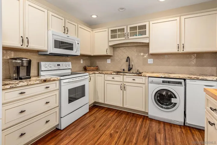 13406 Aubrey St, Poway, California 92064