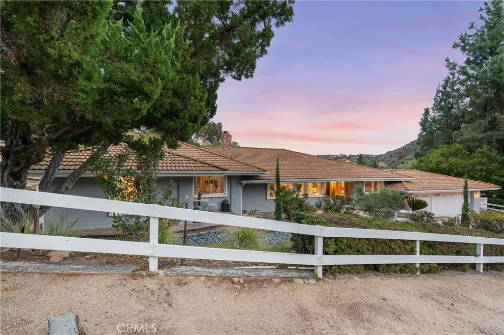 95 Buckskin Road, Bell Canyon, California 91307 home-pic-22