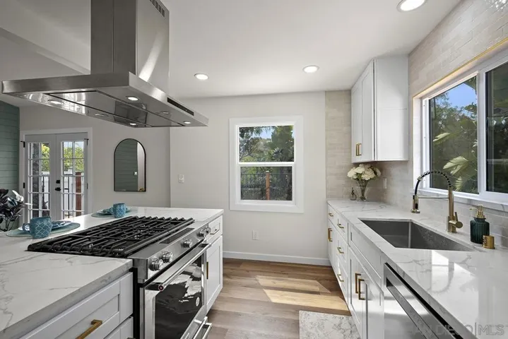 3675 Herbert St, San Diego, California 92103