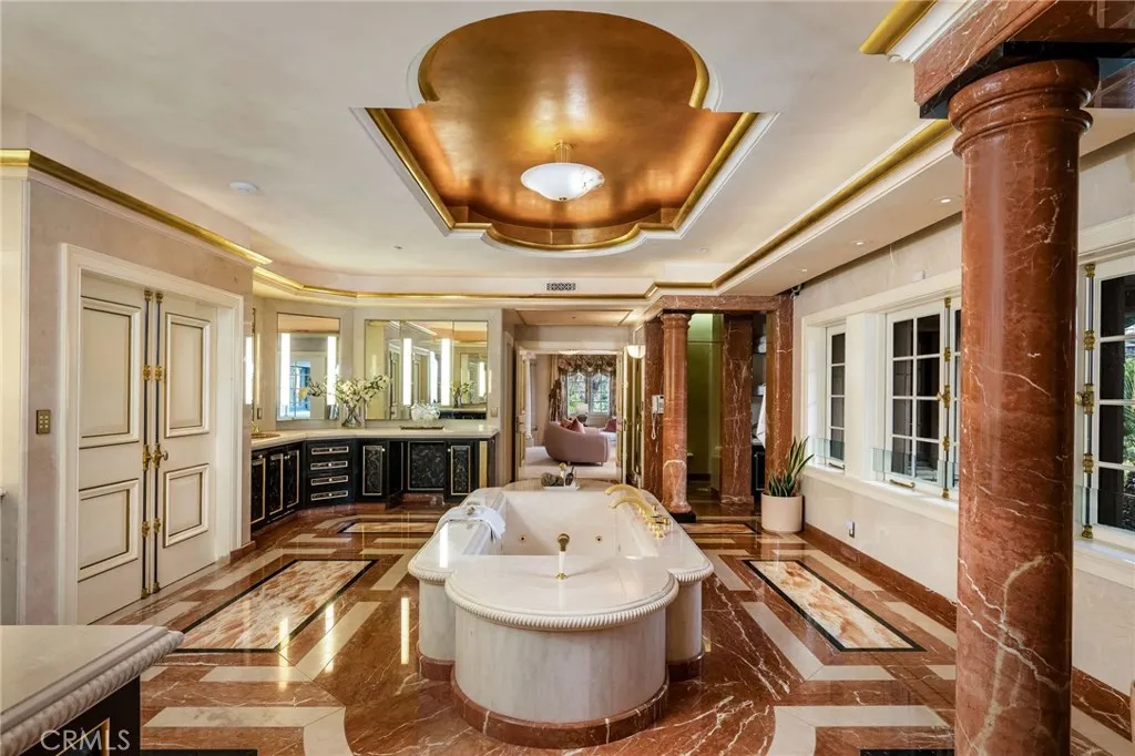 1129 Via Mirabel, Palos Verdes Estates, California 90274 home-pic-32