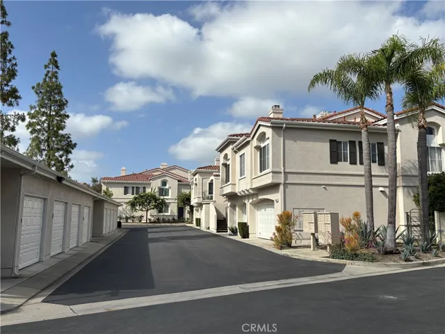 28741 La Triana, Laguna Niguel, California 92677