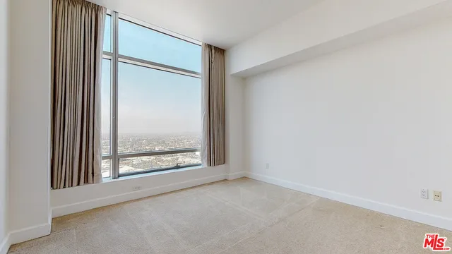 900 W Olympic Boulevard 33b, Los Angeles, California 90015 home-pic-37
