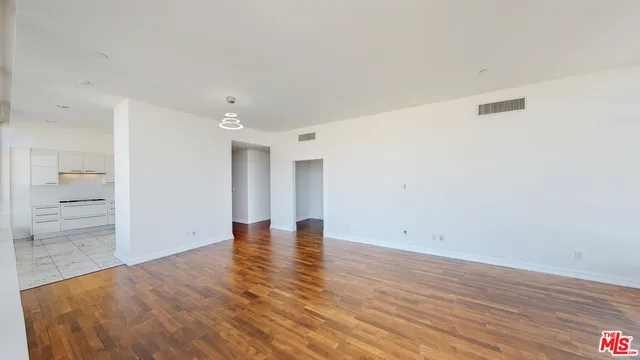 900 W Olympic Boulevard 33b, Los Angeles, California 90015 home-pic-15