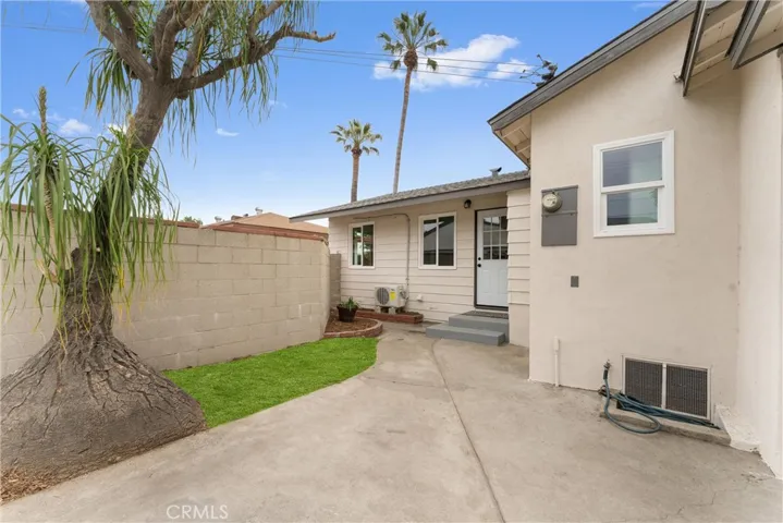 16627 E Greenhaven Street, Covina, California 91722