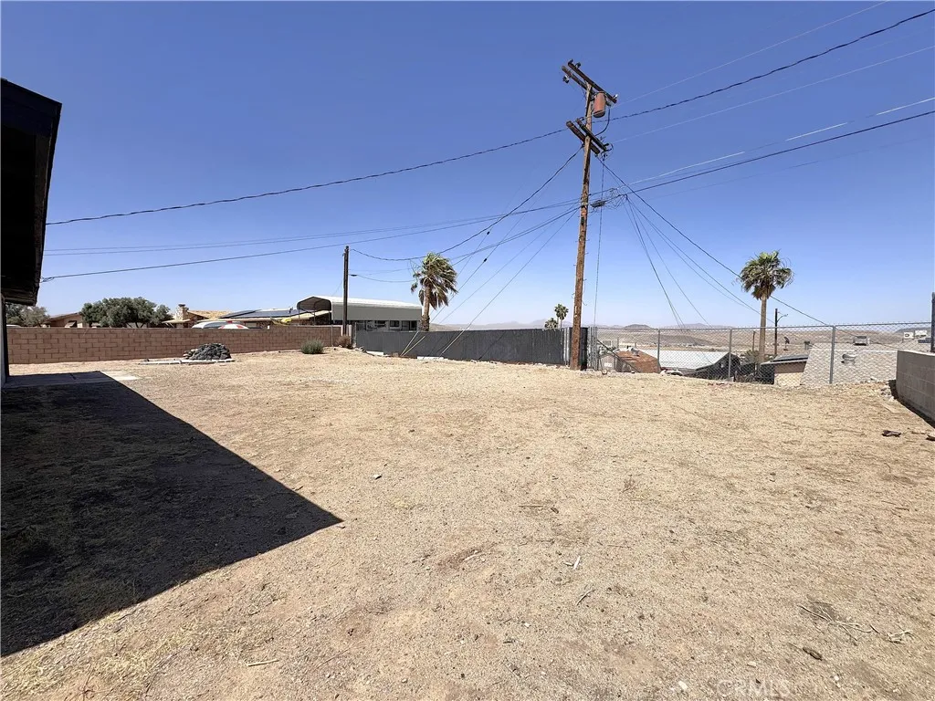 541 Frances Drive, Barstow, California 92311 home-pic-14