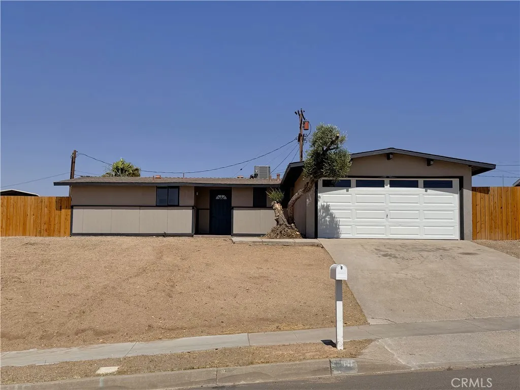 541 Frances Drive, Barstow, California 92311 home-pic-0