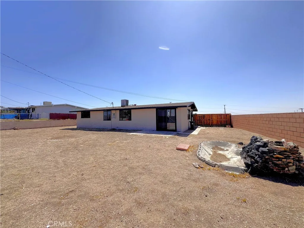 541 Frances Drive, Barstow, California 92311 home-pic-17