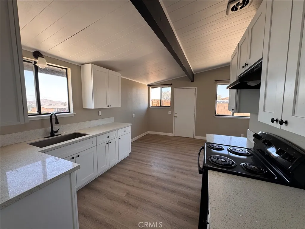 541 Frances Drive, Barstow, California 92311 home-pic-9