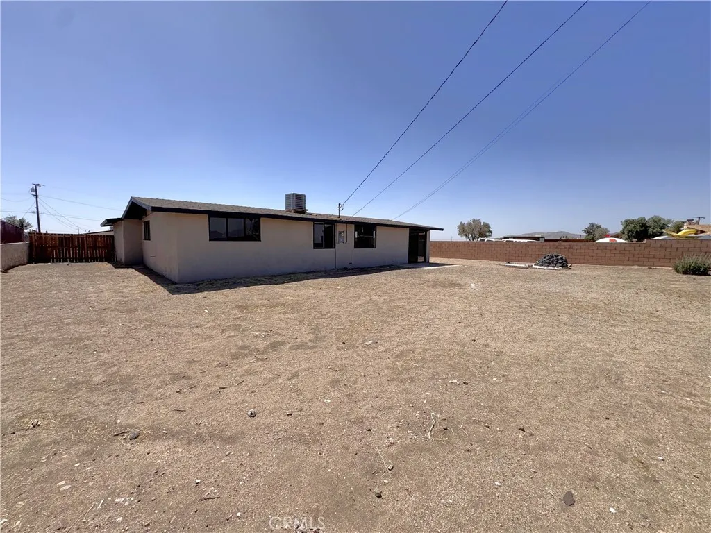 541 Frances Drive, Barstow, California 92311 home-pic-16
