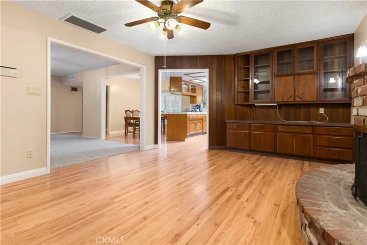 3419 Crest Drive, Bakersfield, California 93306