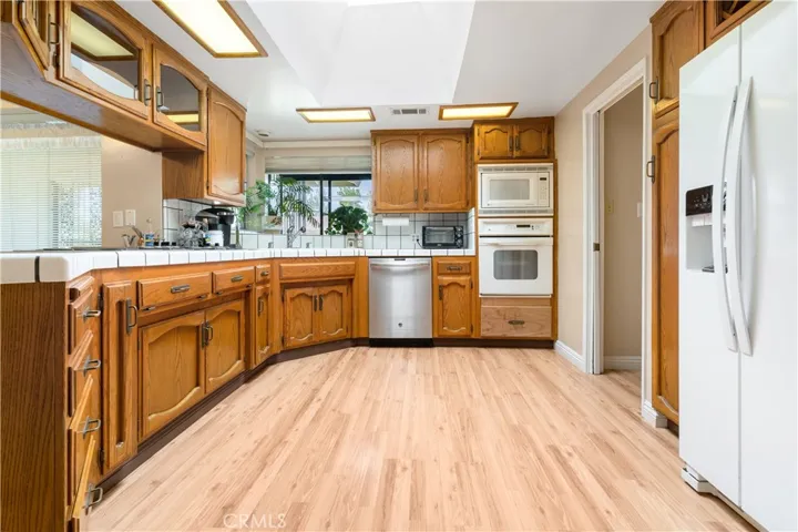 3419 Crest Drive, Bakersfield, California 93306