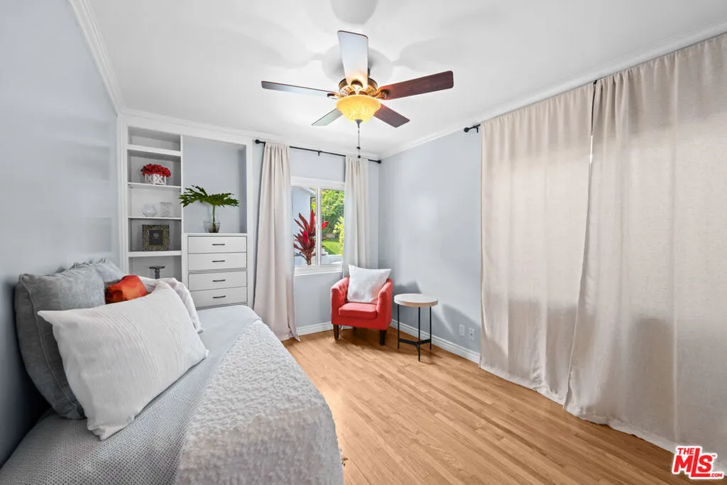 4113 Don Diablo Drive, Los Angeles, California 90008 home-pic-24