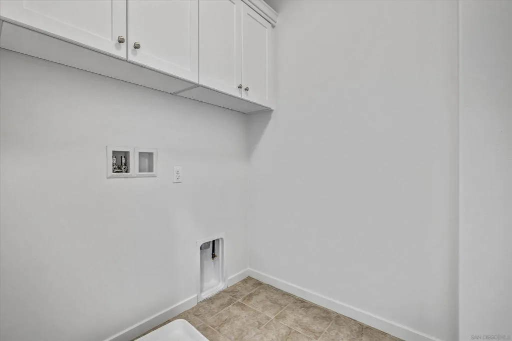 71 Kestrel, Irvine, California 92618 home-pic-27