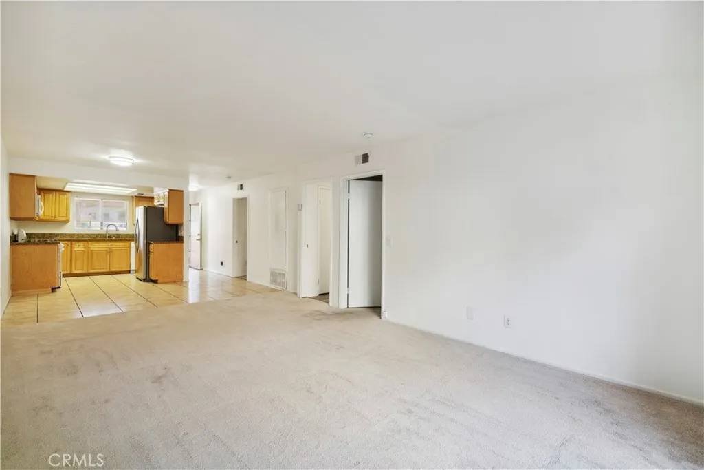 1745 Los Feliz Drive 2, Thousand Oaks, California 91362 home-pic-5