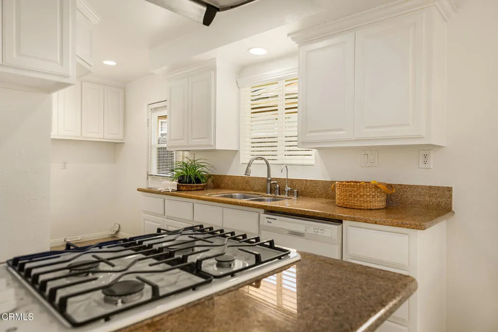 1853 Country Place, Ojai, California 93023 home-pic-8