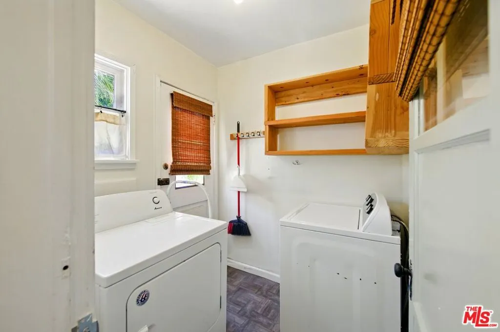 716 N Citrus Avenue, Los Angeles, California 90038 home-pic-19