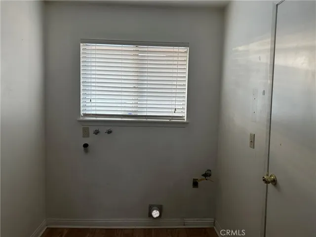 Laundry room W/D hook-ups