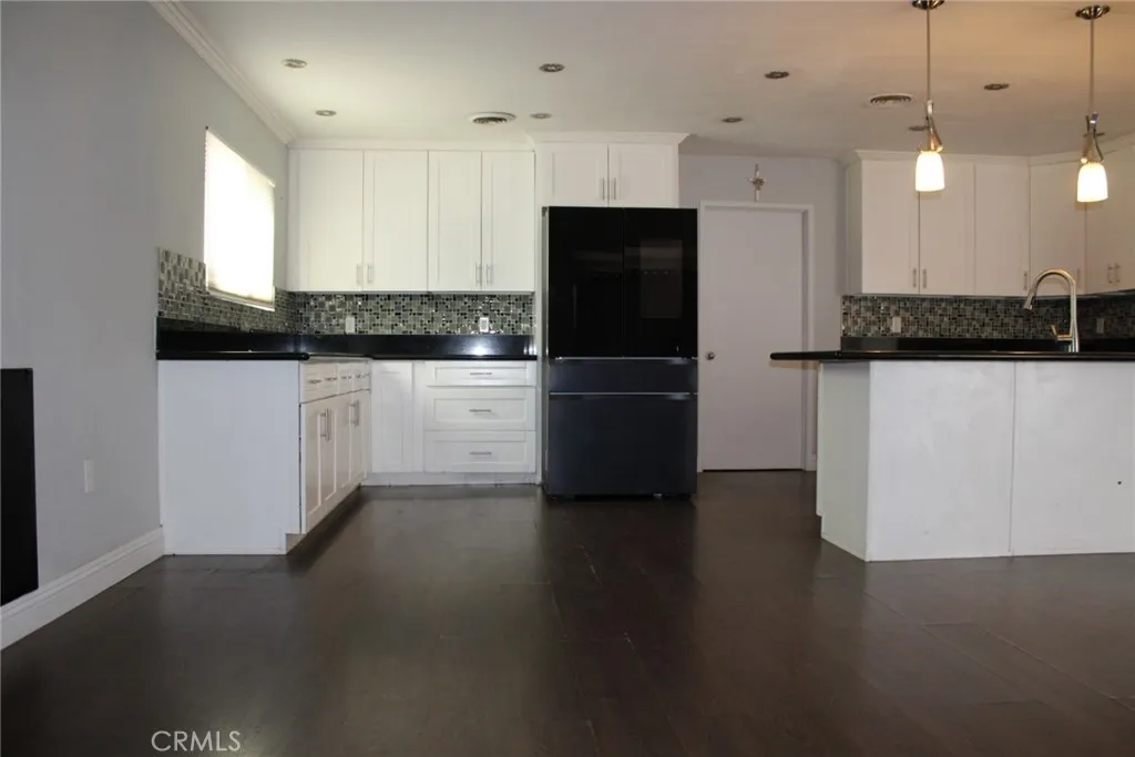 43340 Illinois, Palm Desert, California 92211 home-pic-9