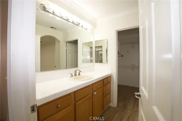 8554 Burnet Avenue 135, North Hills, California 91343