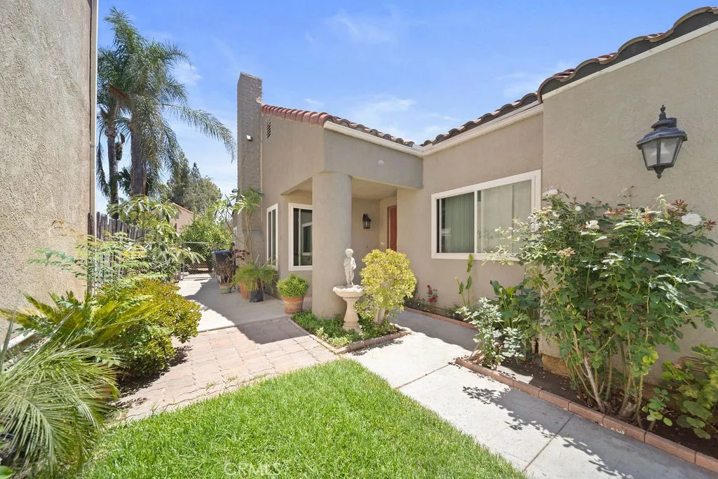 3567 Ganador Court, Riverside, California 92503 home-pic-1