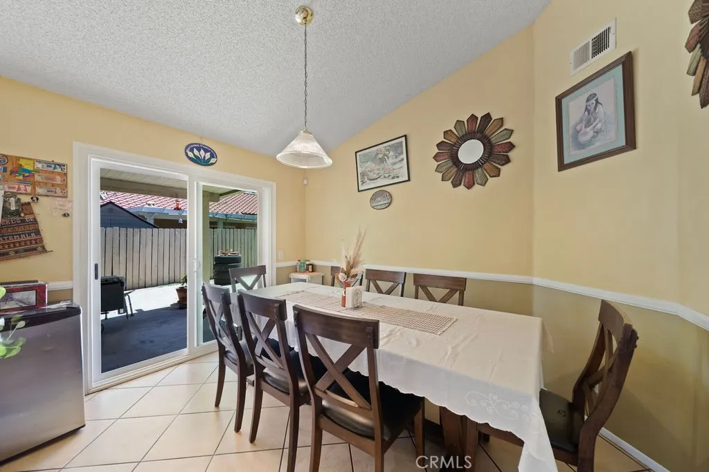 3567 Ganador Court, Riverside, California 92503 home-pic-8