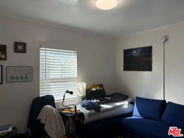 Bedroom-140 N Pass #4