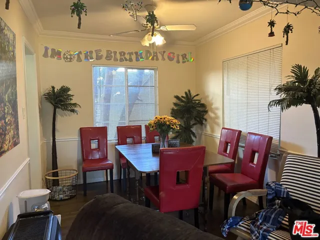140 N Pass -Dinning Area