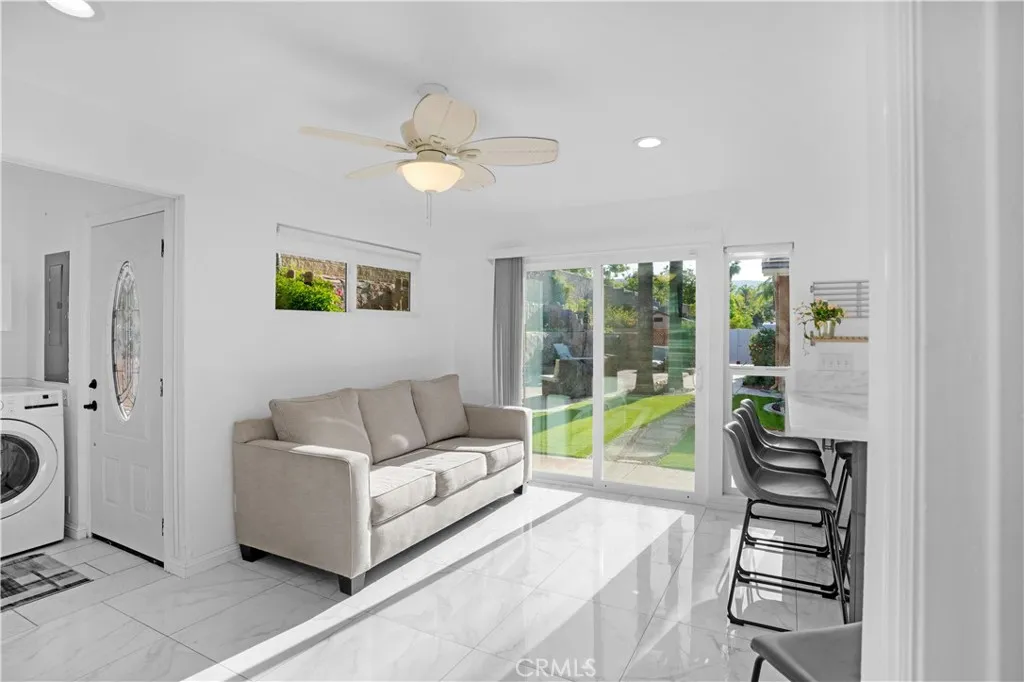 3585 Ambrose Cir, Corona, California 92882 home-pic-18