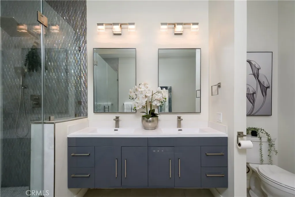 4557 Don Timoteo Drive, Los Angeles, California 90008 home-pic-17