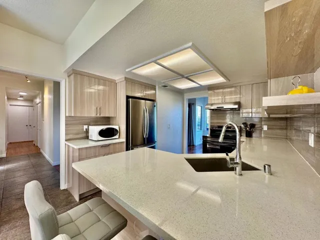 59 Appian Way B, South San Francisco, California 94080