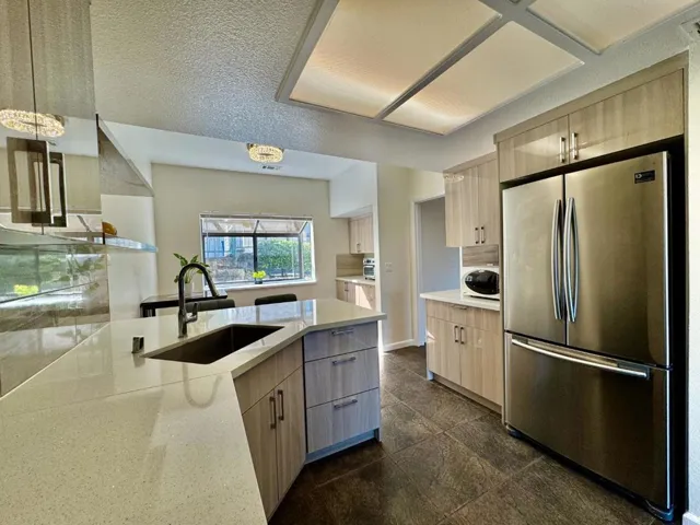59 Appian Way B, South San Francisco, California 94080