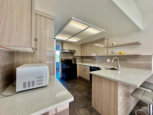 59 Appian Way B, South San Francisco, California 94080