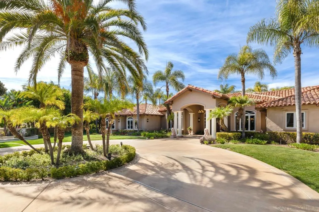 18050 Rancho La Cima Corte, Rancho Santa Fe, California 92067 home-pic-53
