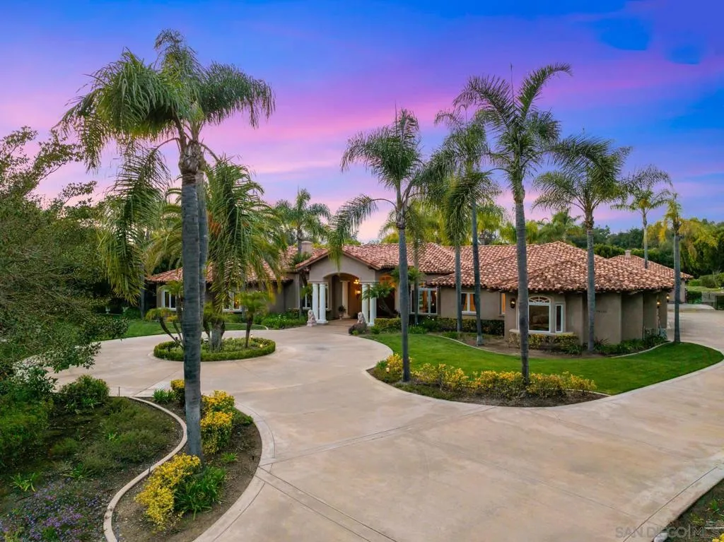 18050 Rancho La Cima Corte, Rancho Santa Fe, California 92067 home-pic-0