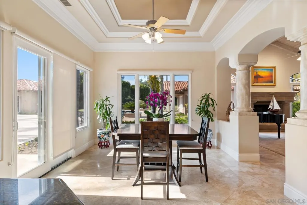 18050 Rancho La Cima Corte, Rancho Santa Fe, California 92067 home-pic-23
