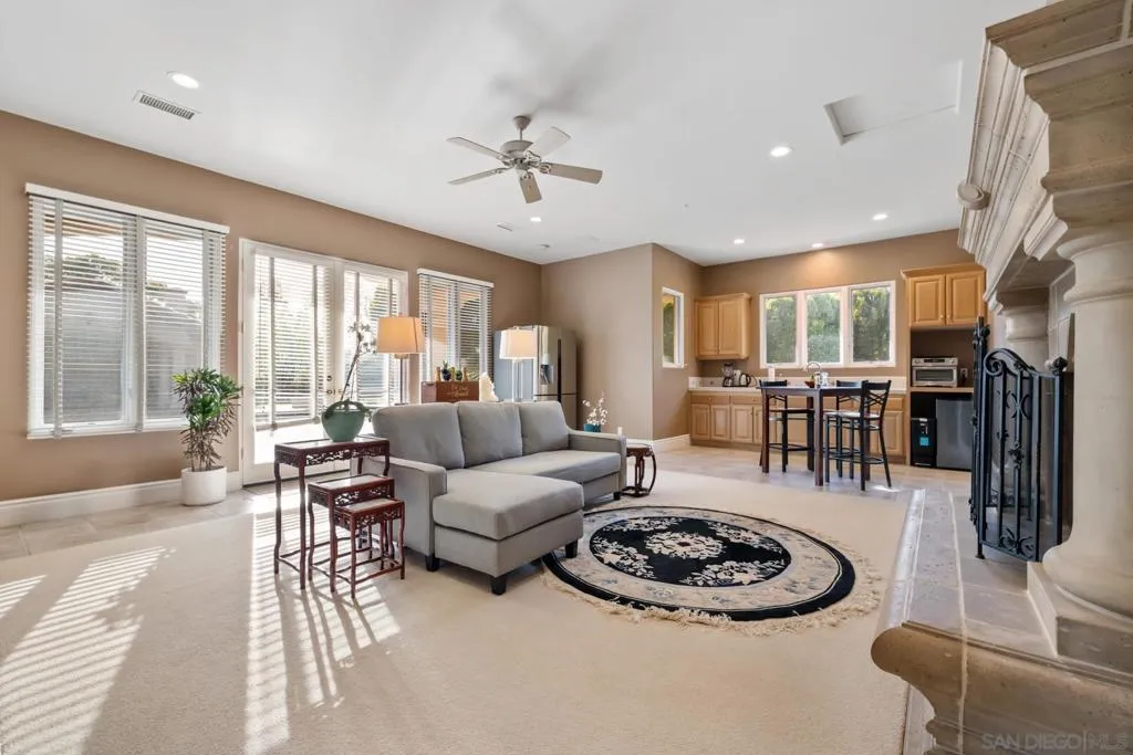 18050 Rancho La Cima Corte, Rancho Santa Fe, California 92067 home-pic-45