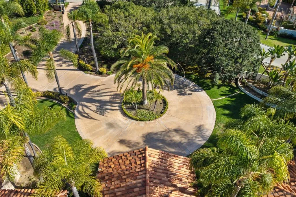 18050 Rancho La Cima Corte, Rancho Santa Fe, California 92067 home-pic-7