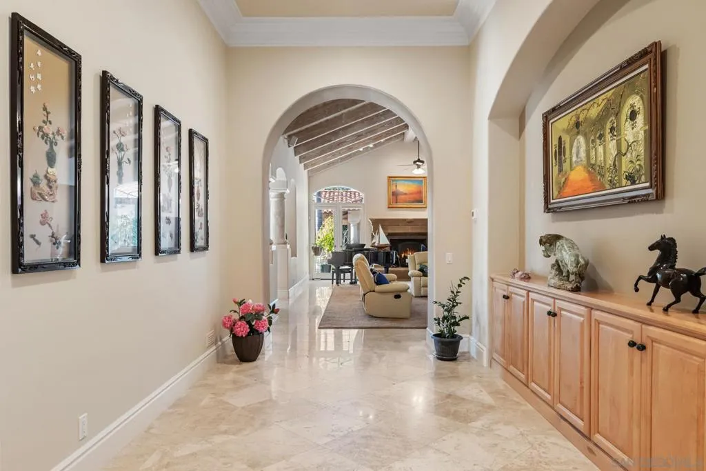 18050 Rancho La Cima Corte, Rancho Santa Fe, California 92067 home-pic-25
