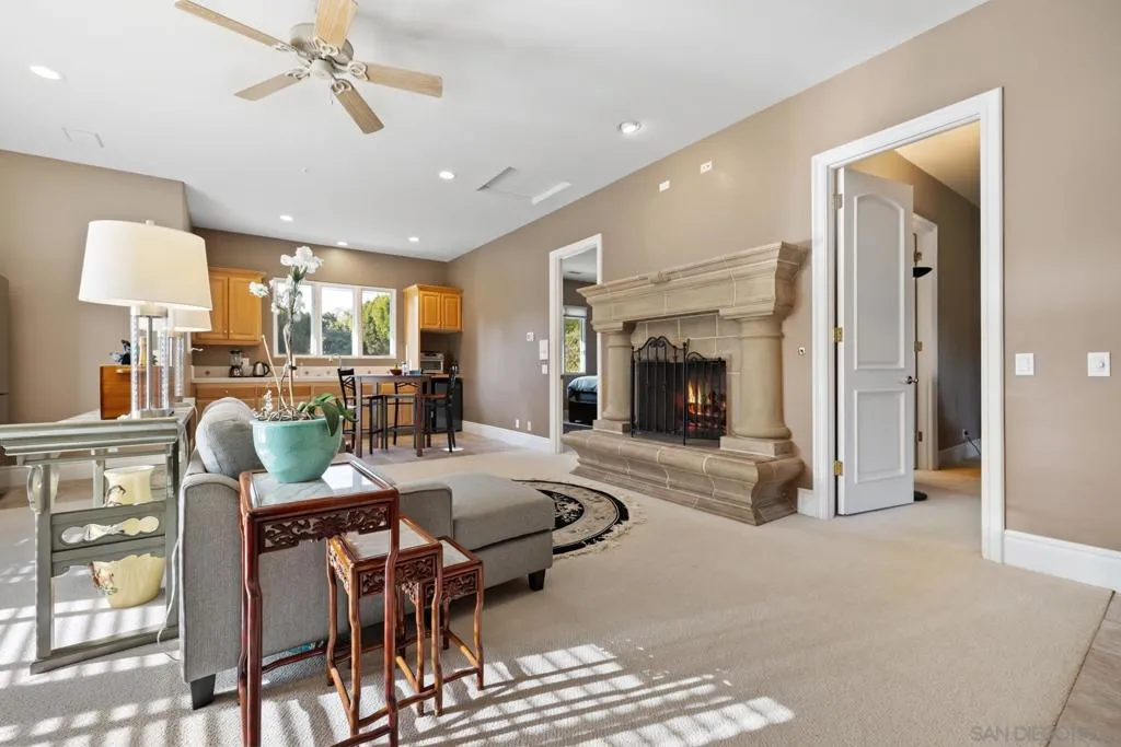 18050 Rancho La Cima Corte, Rancho Santa Fe, California 92067 home-pic-46
