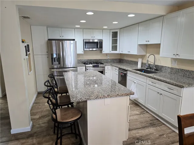6555 E Camino Vista 3, Anaheim Hills, California 92807