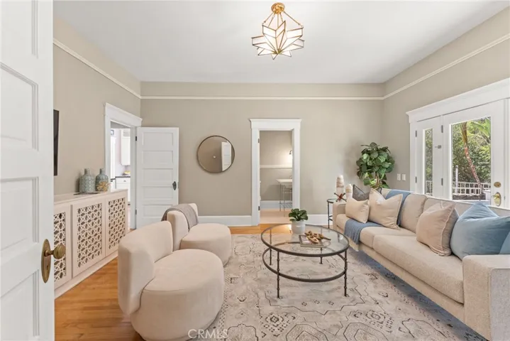 16 Campbell Avenue, Redlands, California 92373