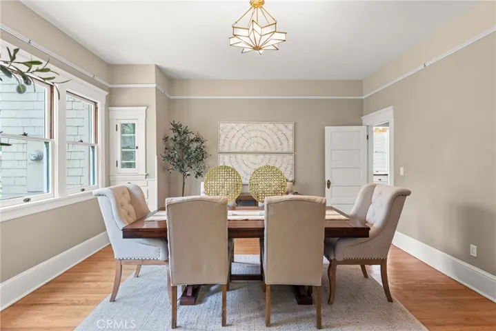 16 Campbell Avenue, Redlands, California 92373
