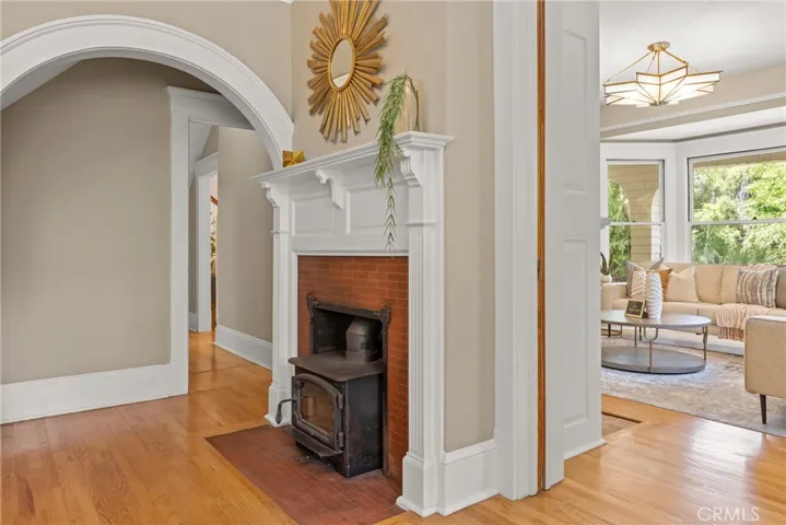 16 Campbell Avenue, Redlands, California 92373