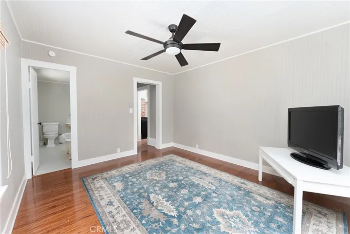 16 Campbell Avenue, Redlands, California 92373